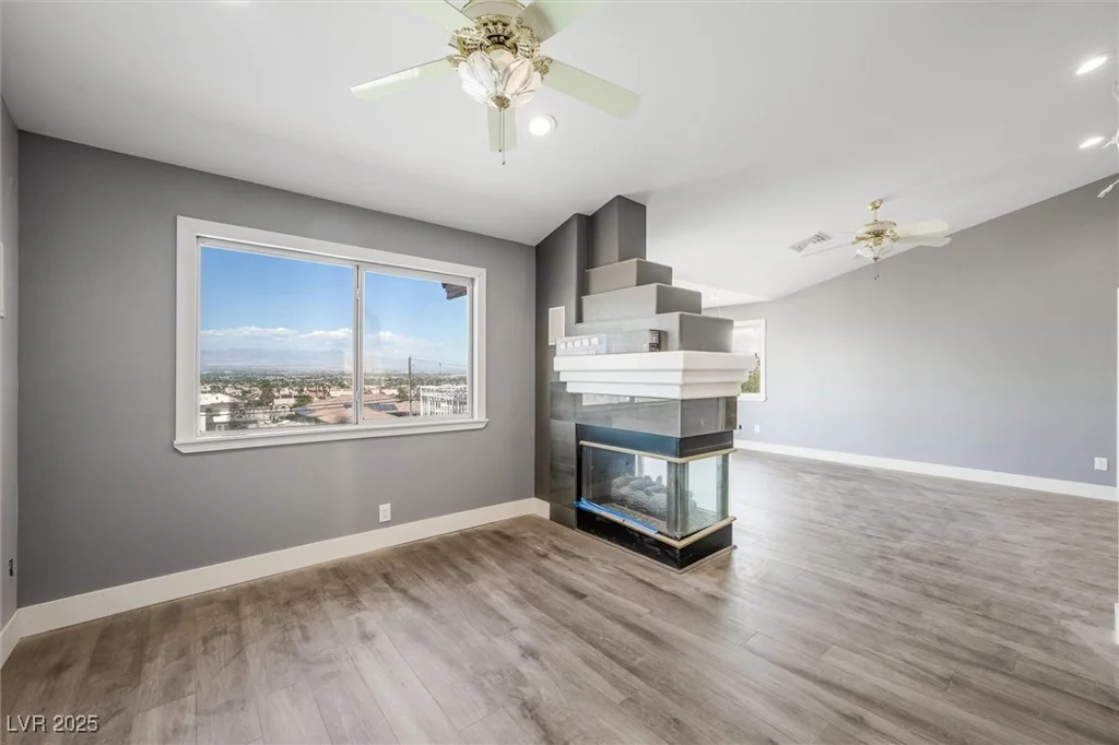 1345 Morning Sun, Las Vegas, NV 89110