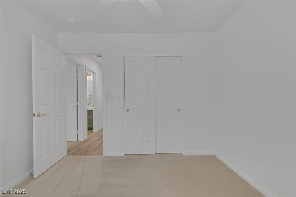 4369 Meadowlark Wing, North Las Vegas, NV 89084
