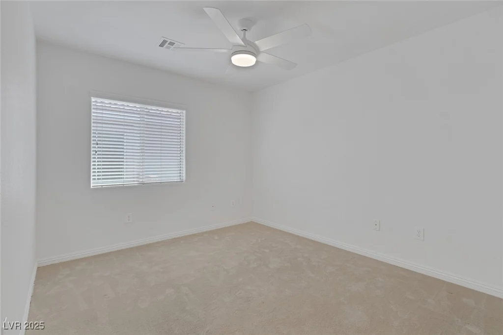 4369 Meadowlark Wing, North Las Vegas, NV 89084