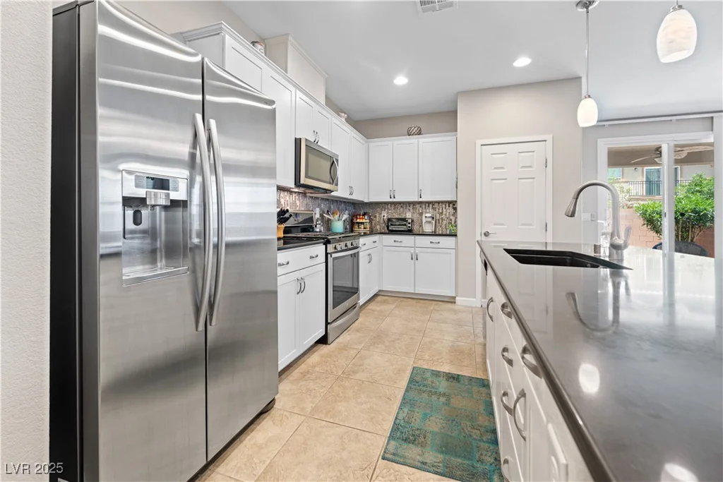 9288 Valley Betica, Las Vegas, NV 89148