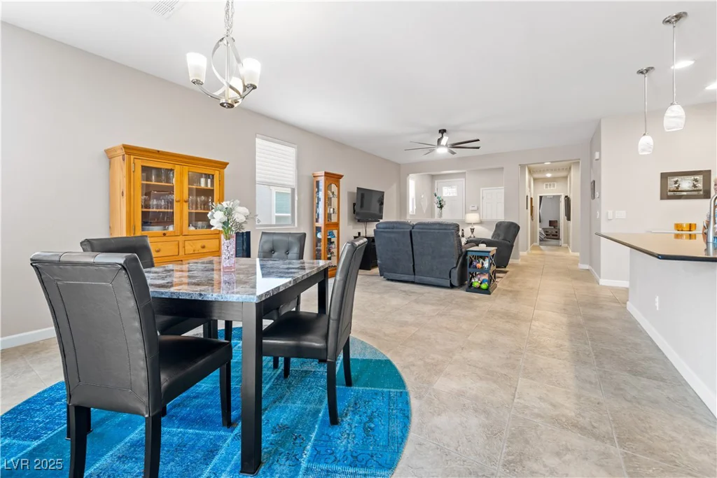 9288 Valley Betica, Las Vegas, NV 89148