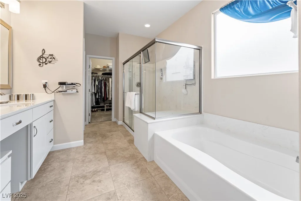 9288 Valley Betica, Las Vegas, NV 89148