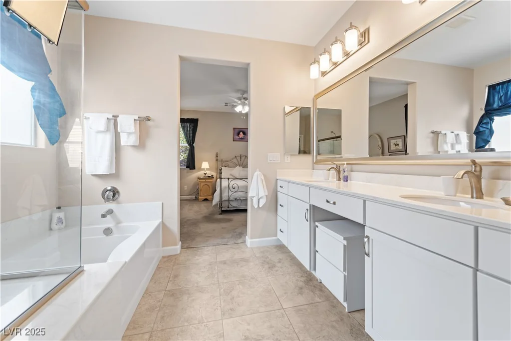 9288 Valley Betica, Las Vegas, NV 89148