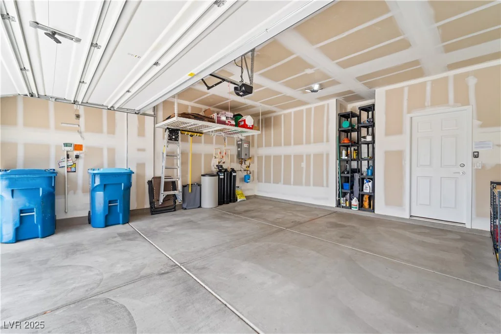 9288 Valley Betica, Las Vegas, NV 89148