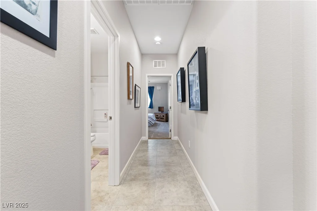 9288 Valley Betica, Las Vegas, NV 89148