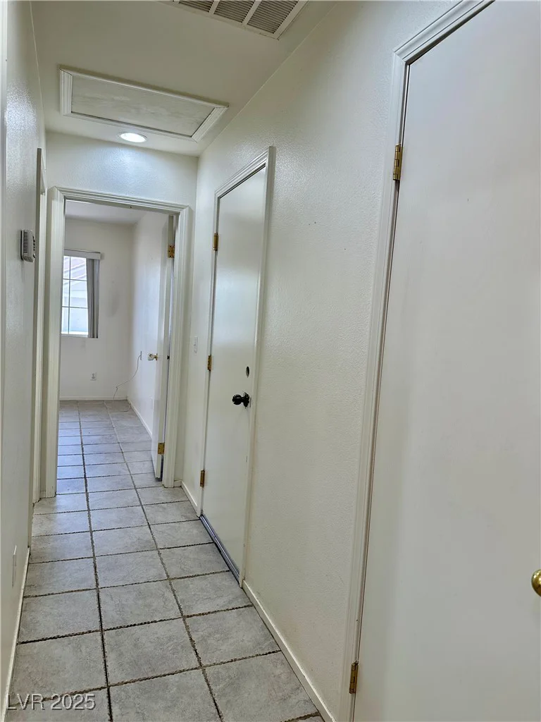 8900 Big Bear Pines, Las Vegas, NV 89143