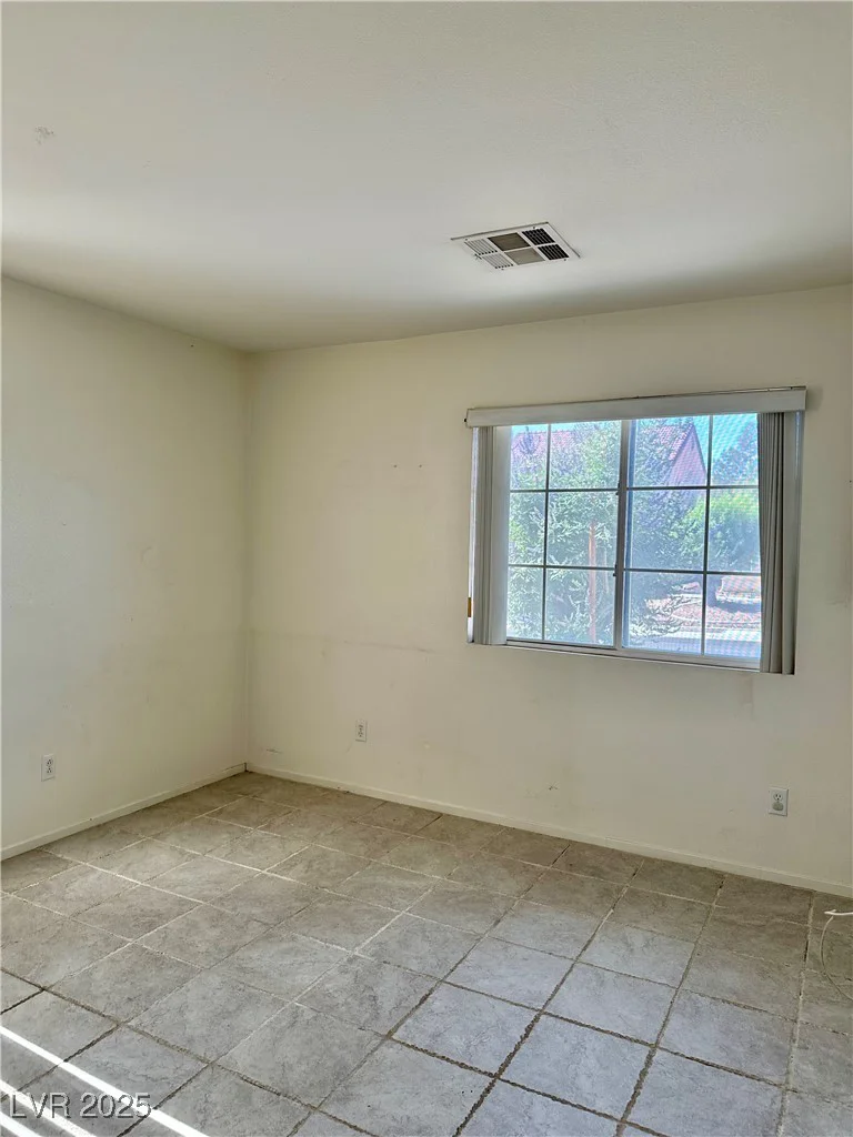 8900 Big Bear Pines, Las Vegas, NV 89143