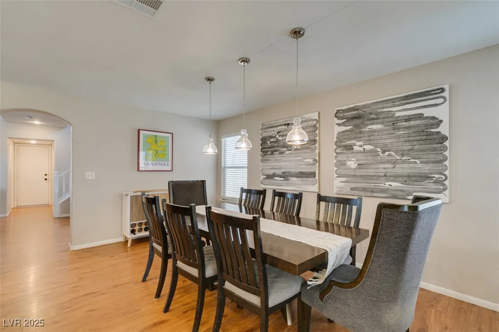 8021 Hilliard, Las Vegas, NV 89128