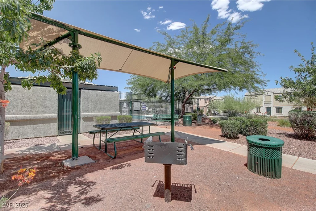 6953 Graceful Cloud, Henderson, NV 89011