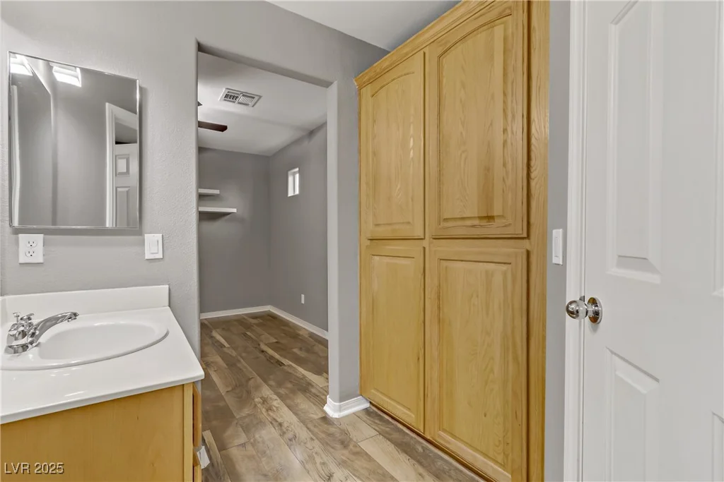 6953 Graceful Cloud, Henderson, NV 89011
