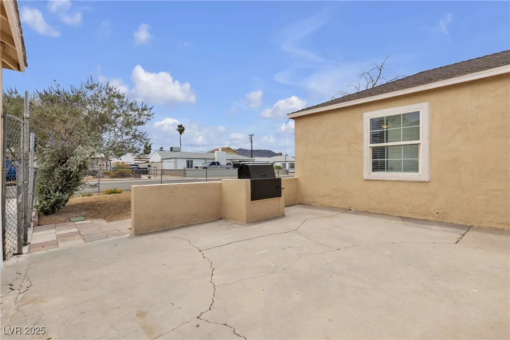 120 Dogwood, Henderson, NV 89015