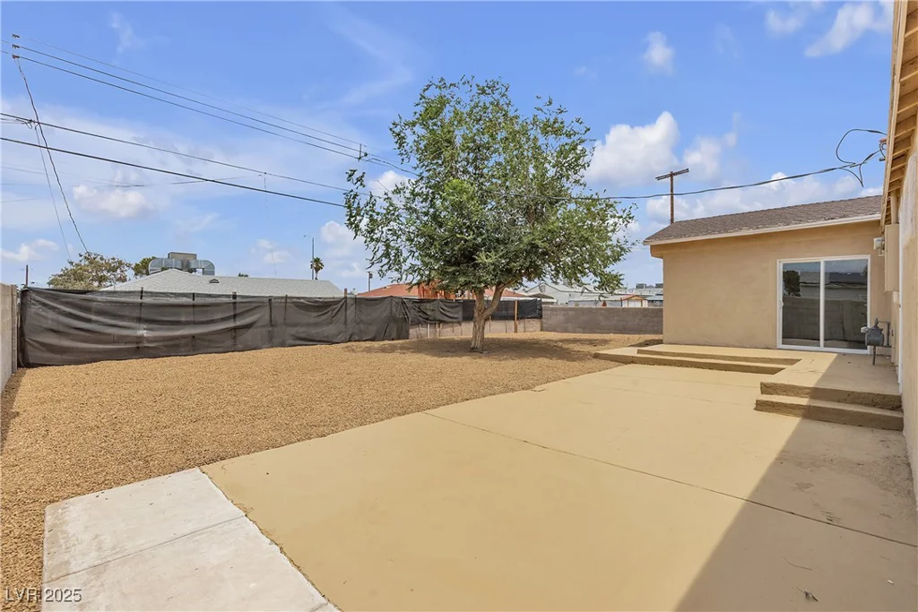 120 Dogwood, Henderson, NV 89015