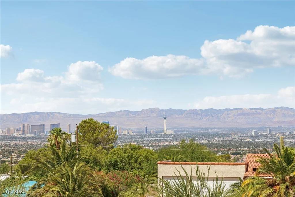 510 Los Feliz, Las Vegas, NV 89110