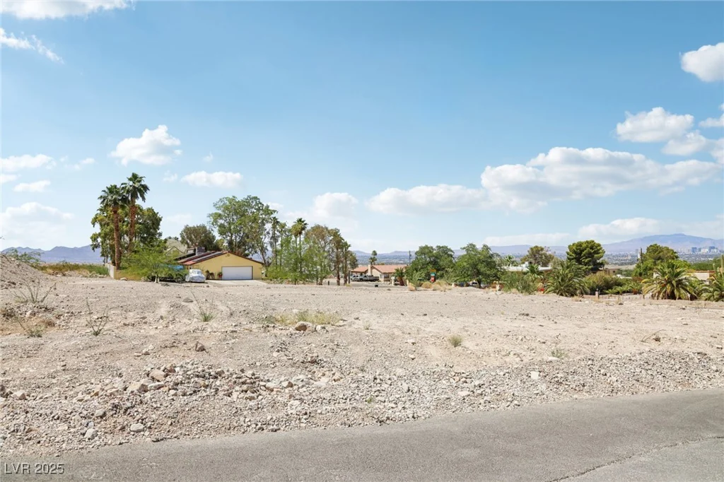 510 Los Feliz, Las Vegas, NV 89110