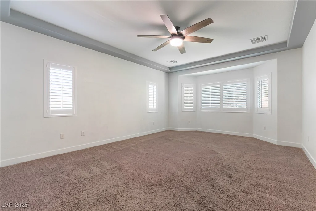 913 Hickory Park, Las Vegas, NV 89138