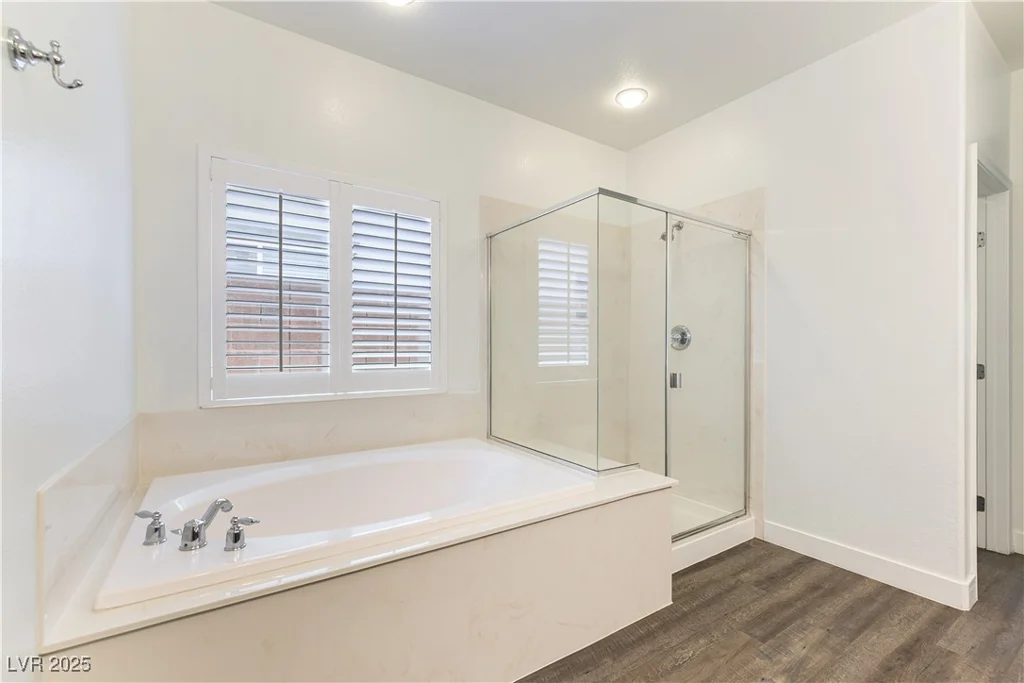 913 Hickory Park, Las Vegas, NV 89138