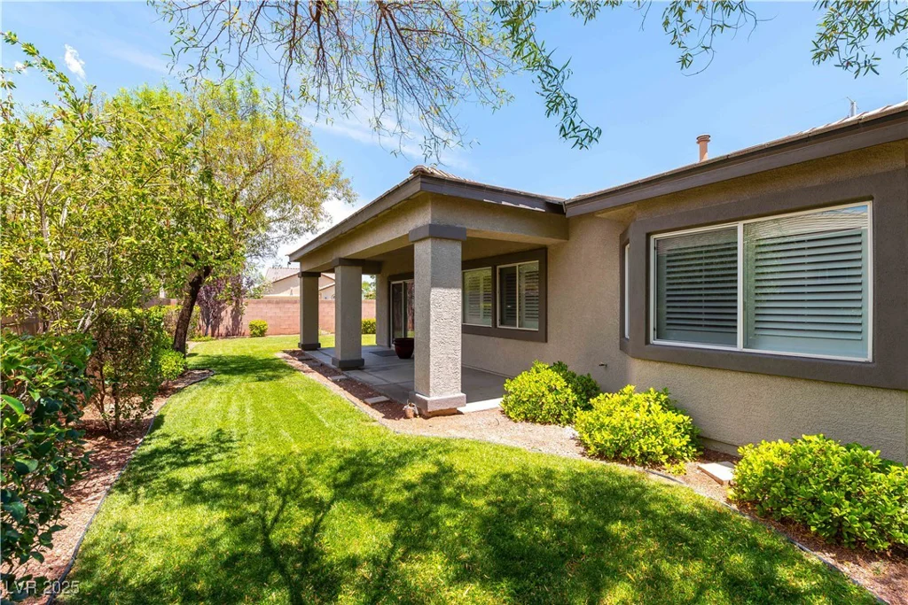 913 Hickory Park, Las Vegas, NV 89138