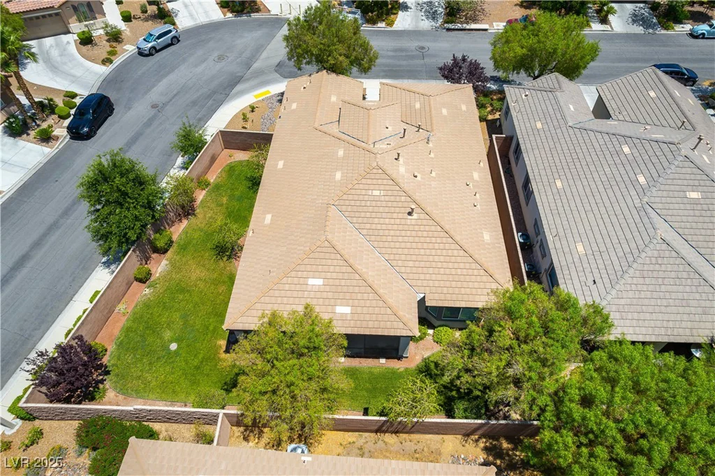 913 Hickory Park, Las Vegas, NV 89138