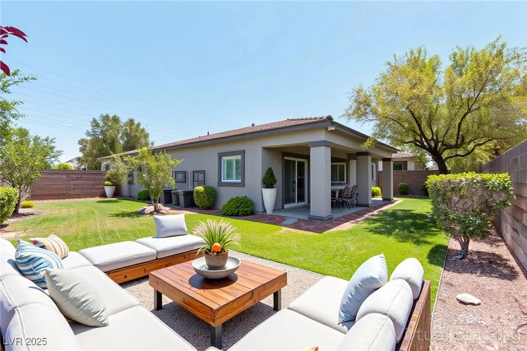 913 Hickory Park, Las Vegas, NV 89138