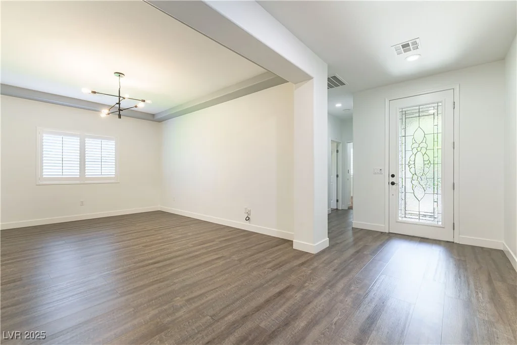 913 Hickory Park, Las Vegas, NV 89138