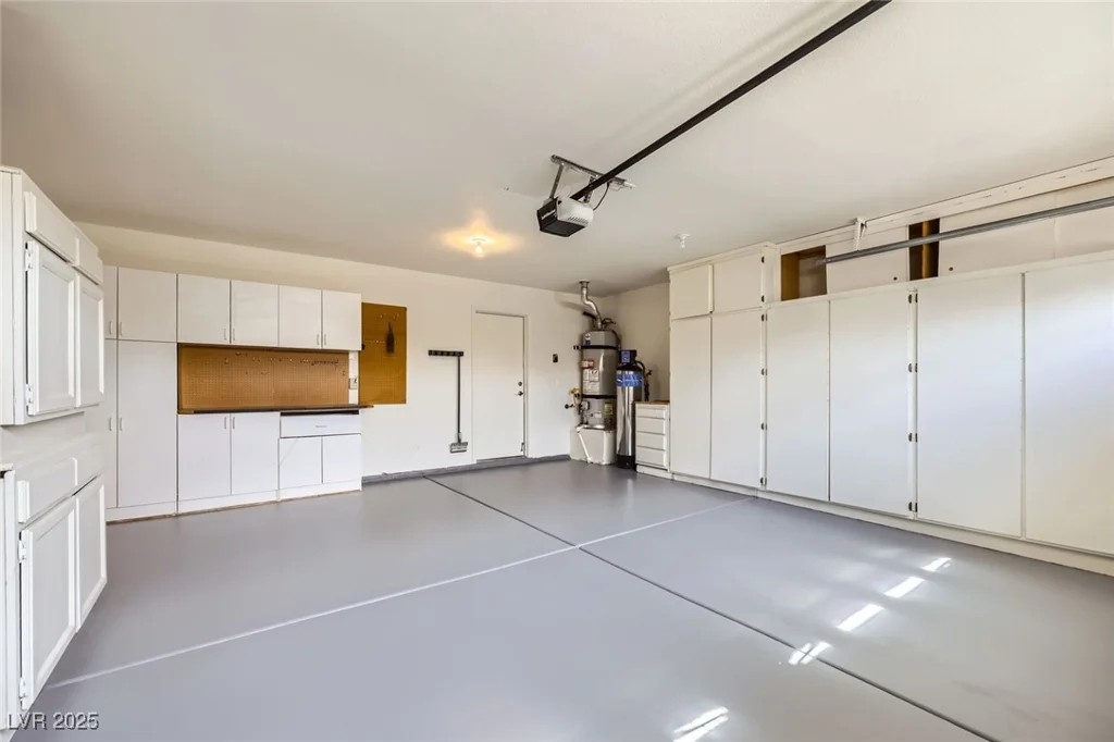 3640 Snowy Pines, Las Vegas, NV 89147