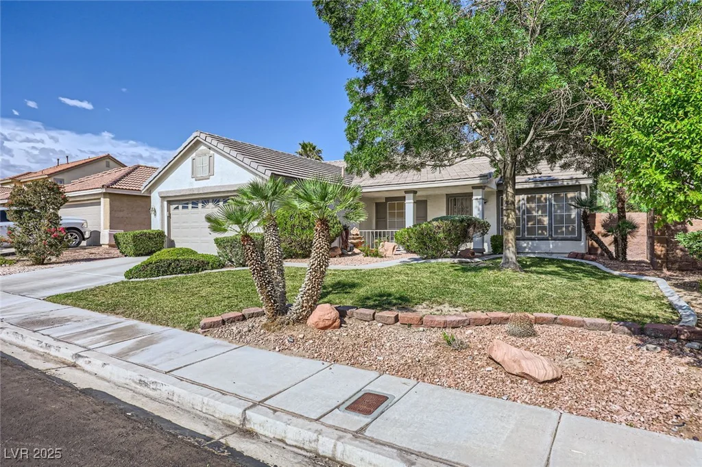 3640 Snowy Pines, Las Vegas, NV 89147