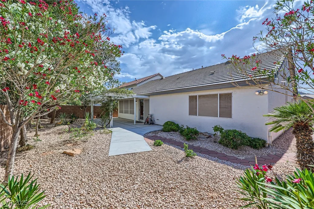 3640 Snowy Pines, Las Vegas, NV 89147