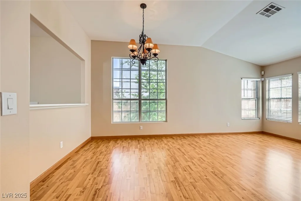 3640 Snowy Pines, Las Vegas, NV 89147
