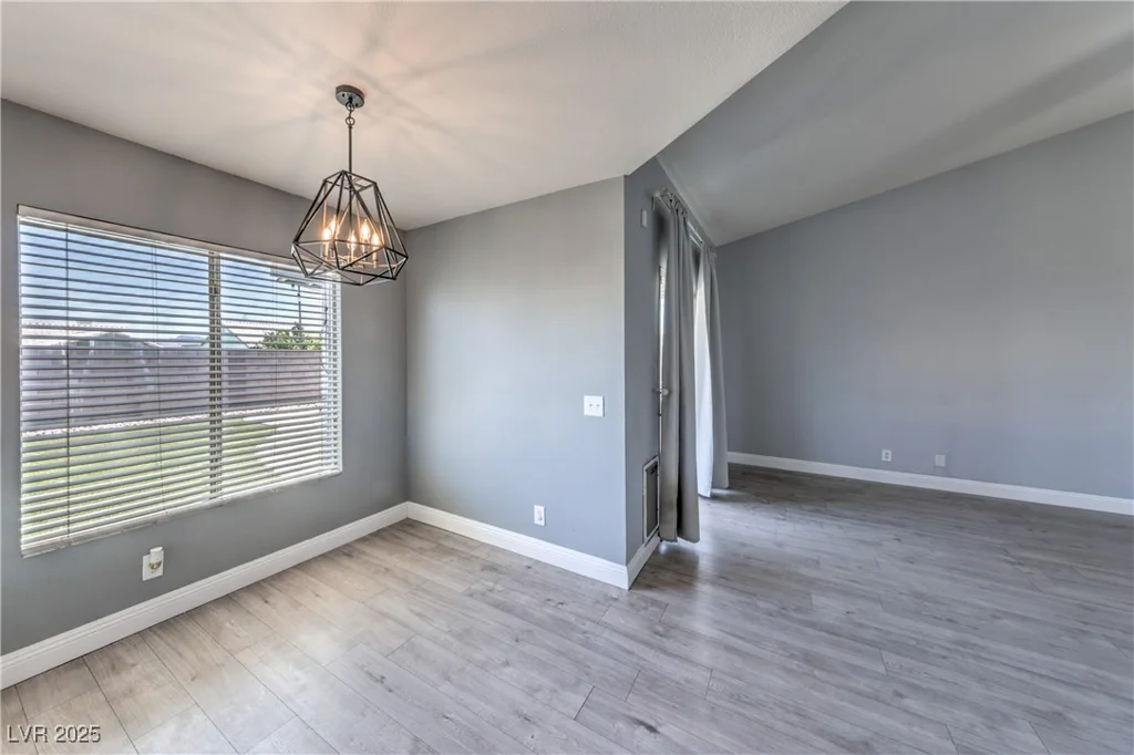 842 Envoy, Henderson, NV 89002
