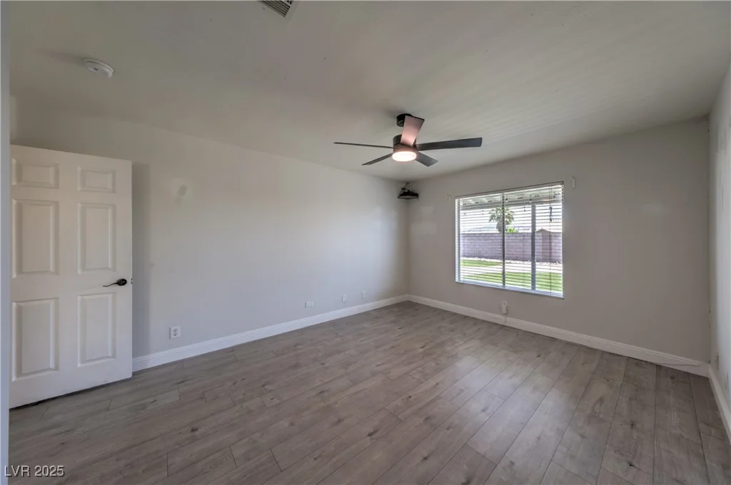 842 Envoy, Henderson, NV 89002