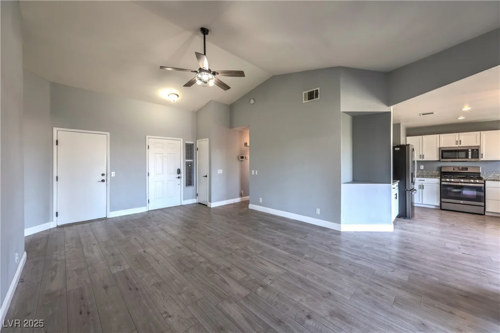 842 Envoy, Henderson, NV 89002