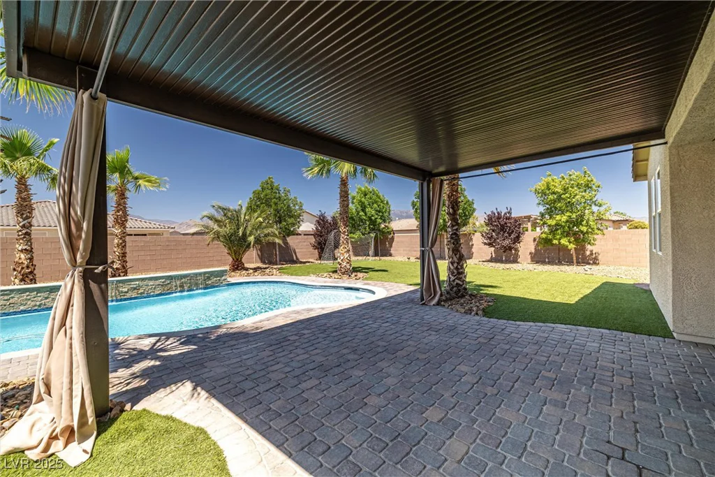 4620 Suntree, Pahrump, NV 89061