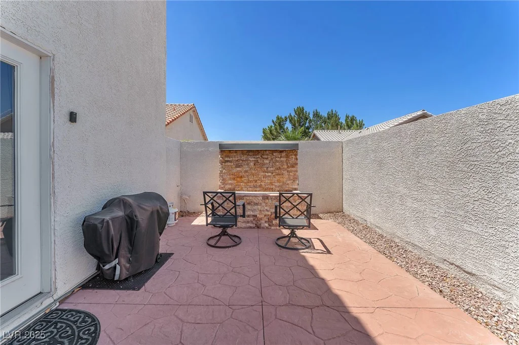 690 Great Dane, Henderson, NV 89052