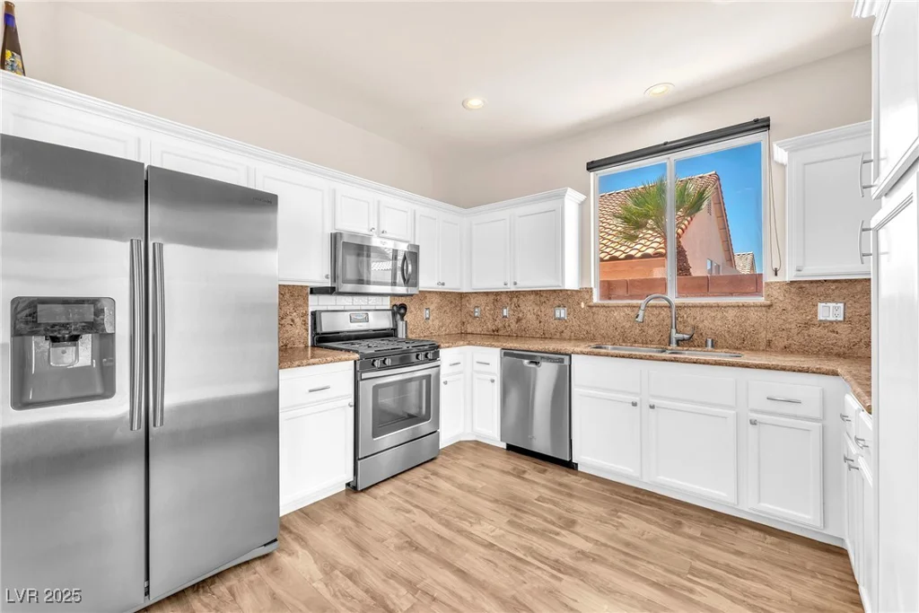 690 Great Dane, Henderson, NV 89052
