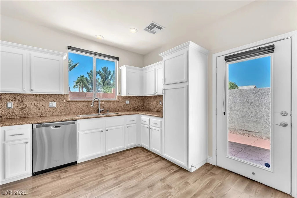 690 Great Dane, Henderson, NV 89052
