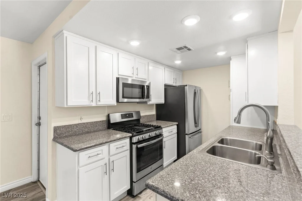 727 Heritage Vista, Henderson, NV 89015