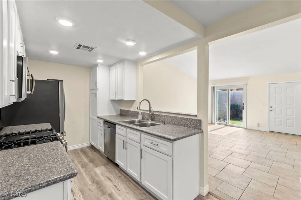 727 Heritage Vista, Henderson, NV 89015