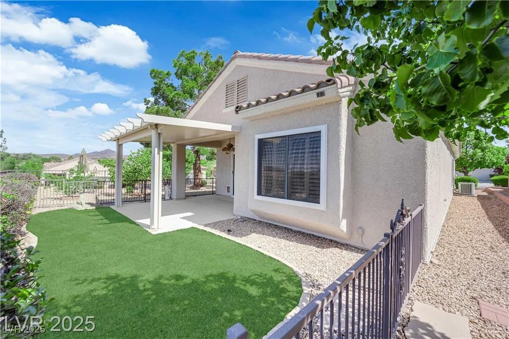 2504 Libretto, Henderson, NV 89052