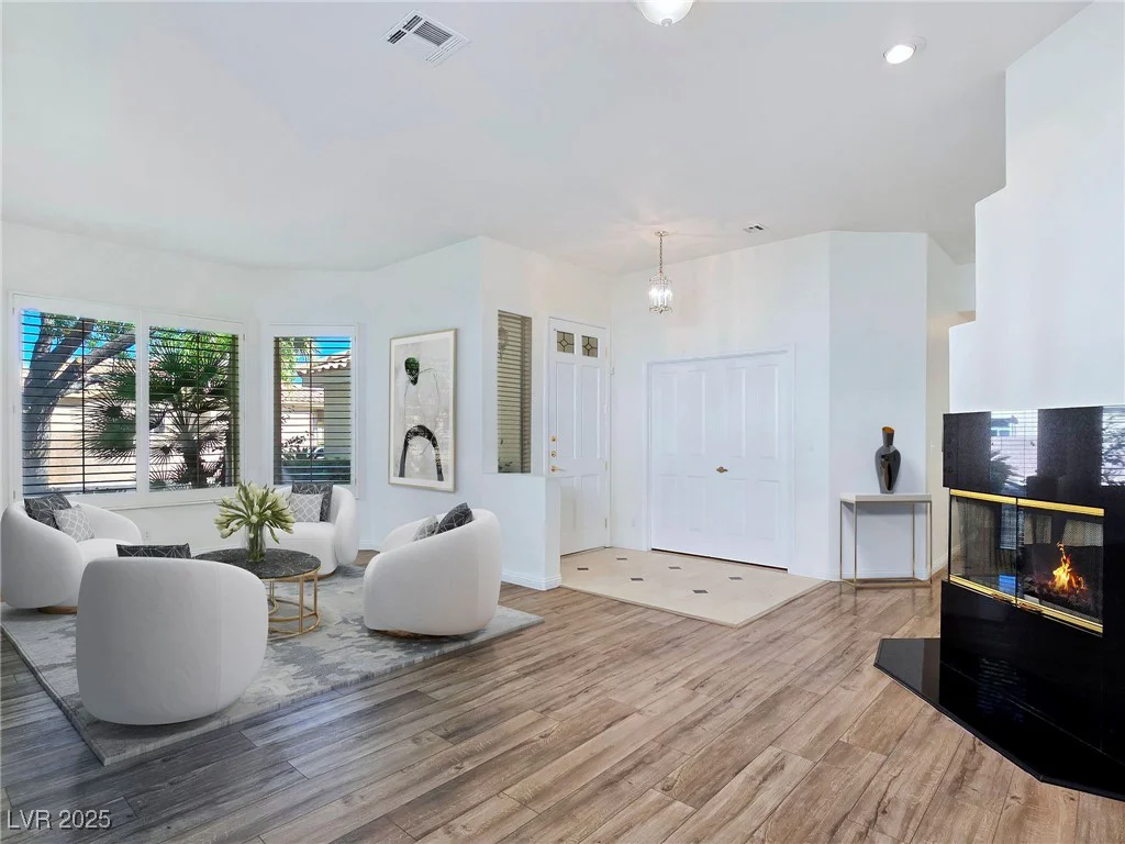 8981 Rivers Edge, Las Vegas, NV 89117