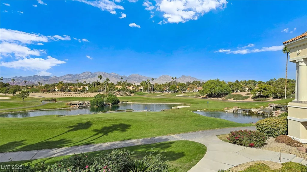 8981 Rivers Edge, Las Vegas, NV 89117