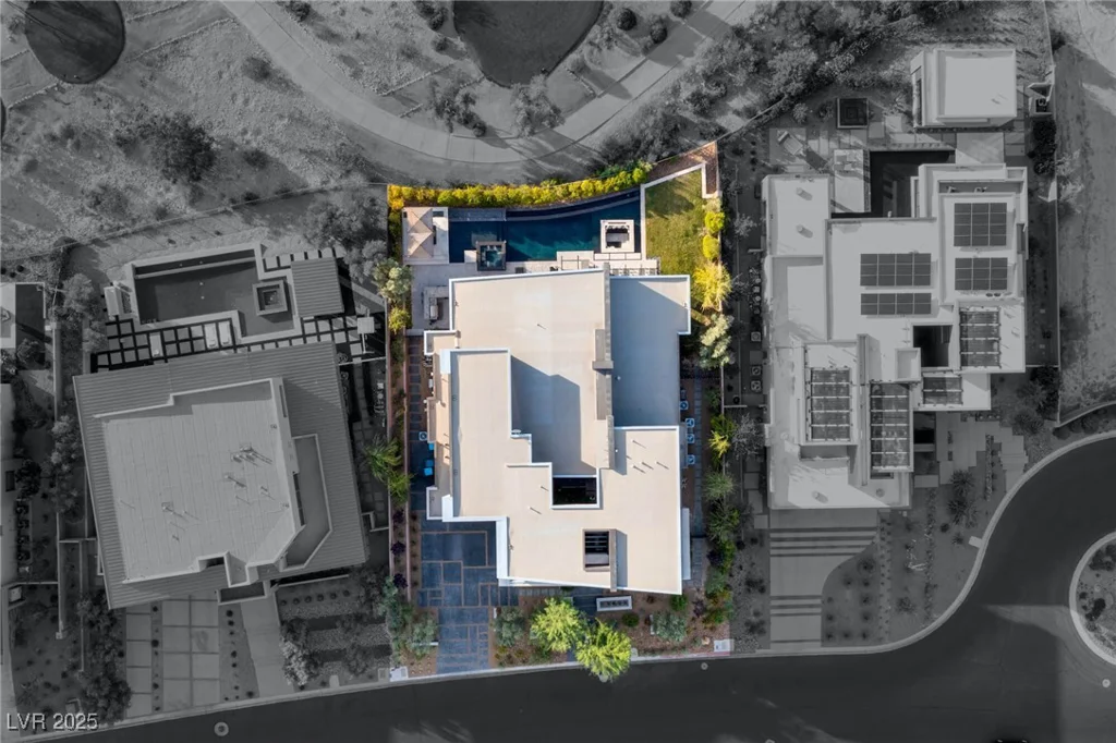 8 Meadowhawk, Las Vegas, NV 89135
