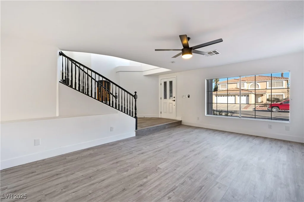 9541 Summersweet, Las Vegas, NV 89123