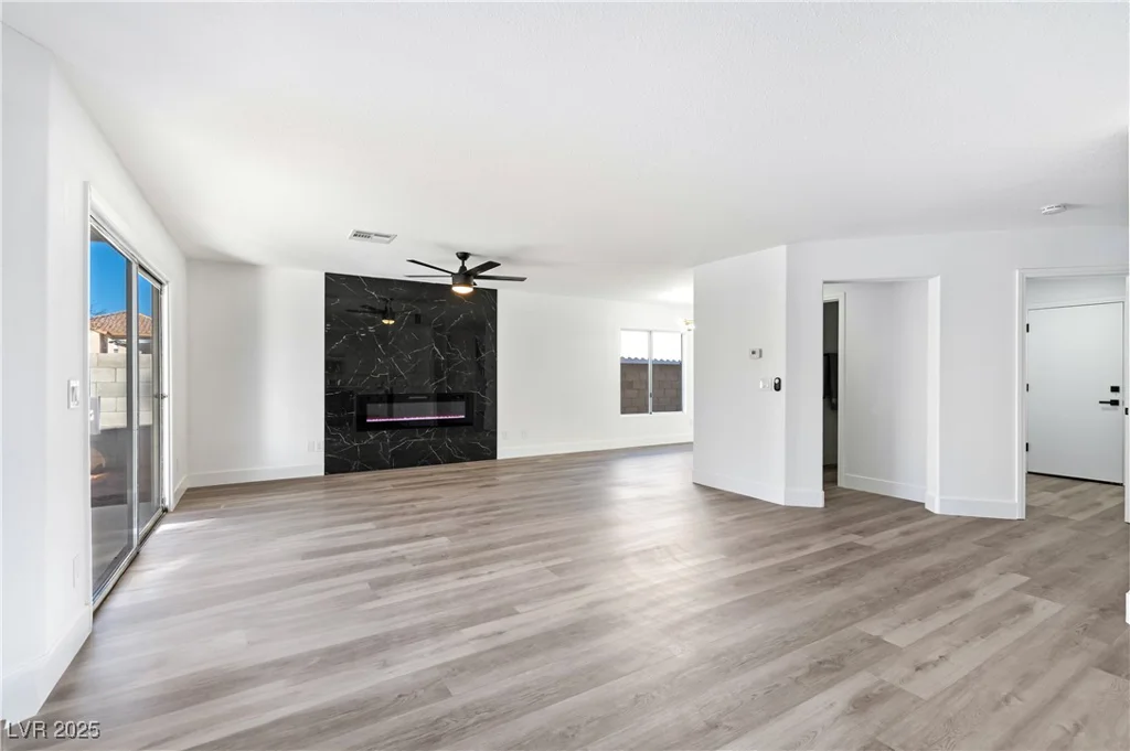 9541 Summersweet, Las Vegas, NV 89123