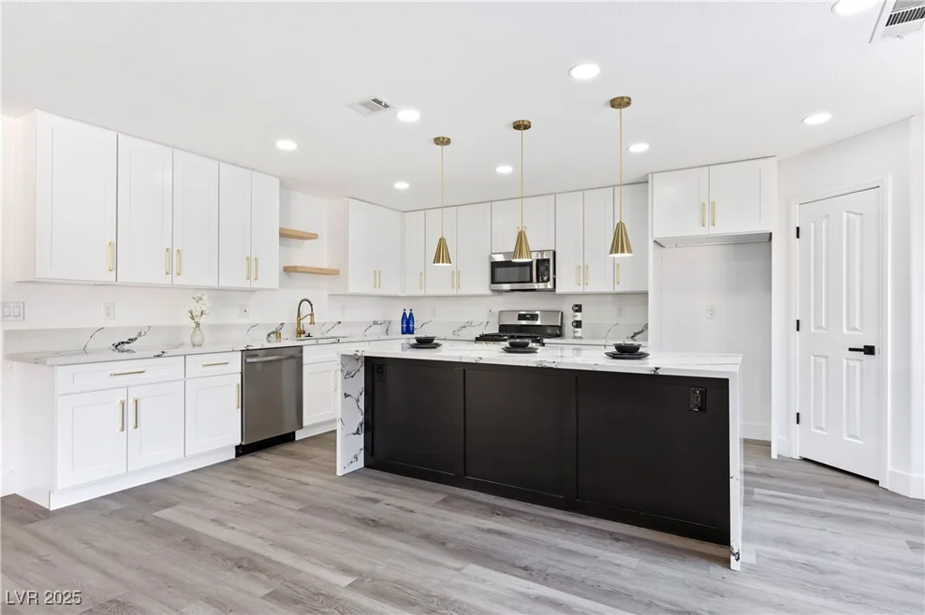 9541 Summersweet, Las Vegas, NV 89123