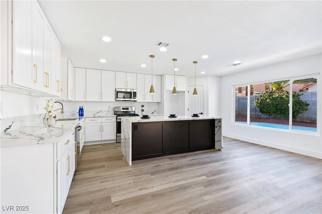 9541 Summersweet, Las Vegas, NV 89123