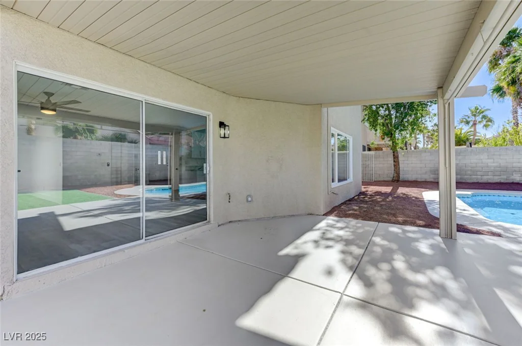 9541 Summersweet, Las Vegas, NV 89123