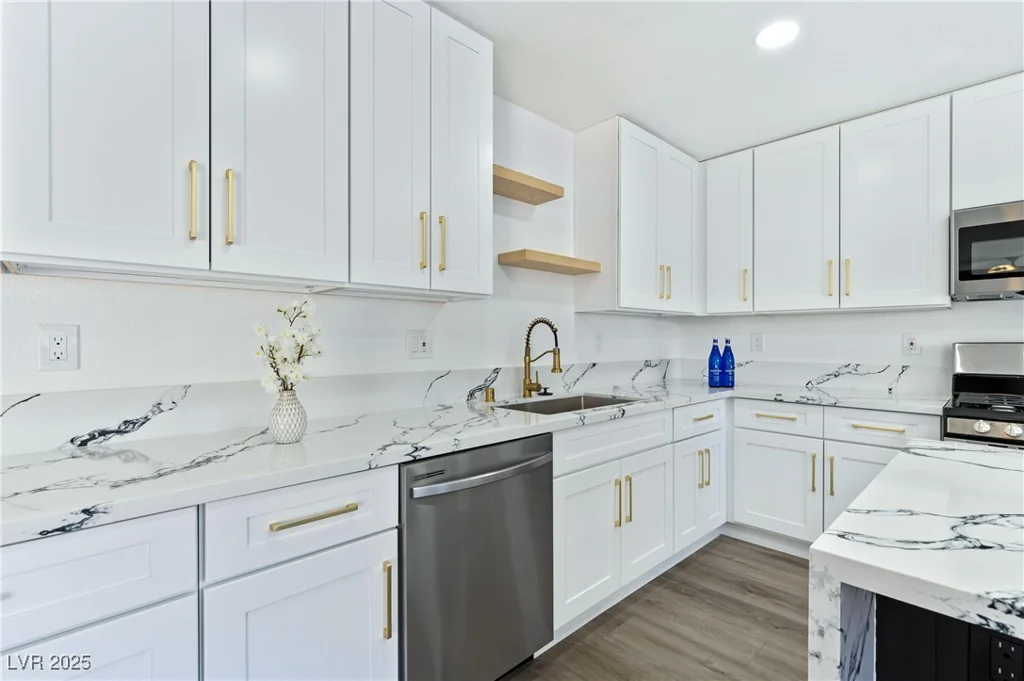 9541 Summersweet, Las Vegas, NV 89123