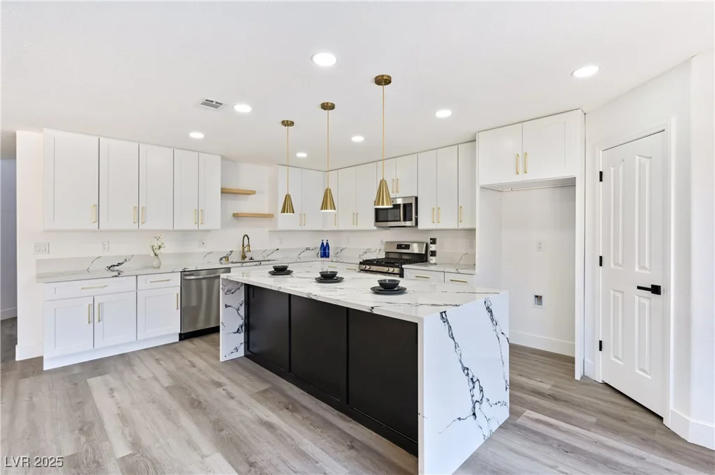 9541 Summersweet, Las Vegas, NV 89123