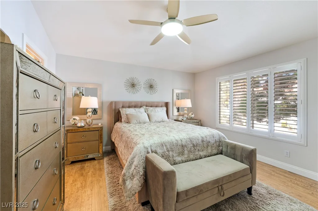 7648 Rolling View, Las Vegas, NV 89149