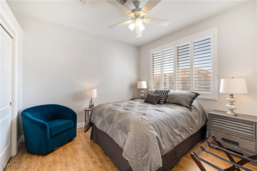 7648 Rolling View, Las Vegas, NV 89149